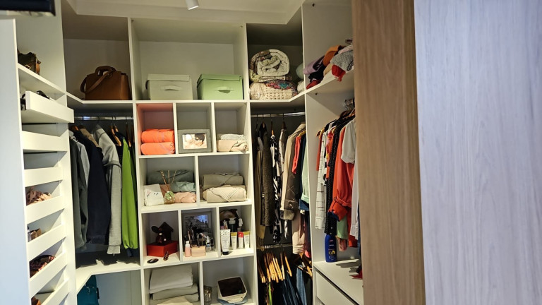 Imagem Casa com 3 Quartos à Venda, 235 m² em Cezar De Souza - Mogi Das Cruzes Imagem Casa com 3 Quartos à Venda, 235 m² em Cezar De Souza - Mogi Das Cruzes