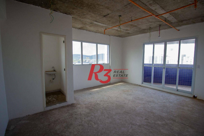 Sala Comercial à Venda, 30 m² em Ponta Da Praia - Santos