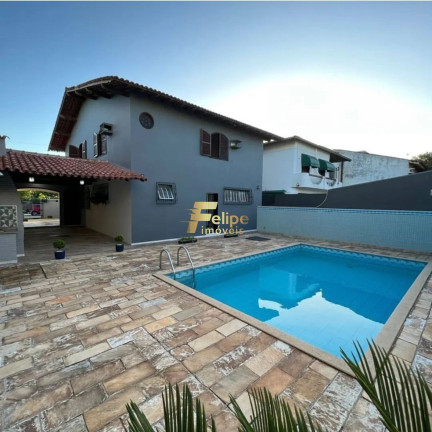 Casa com 4 Quartos à Venda, 334 m² em Mata Da Praia - Vitória