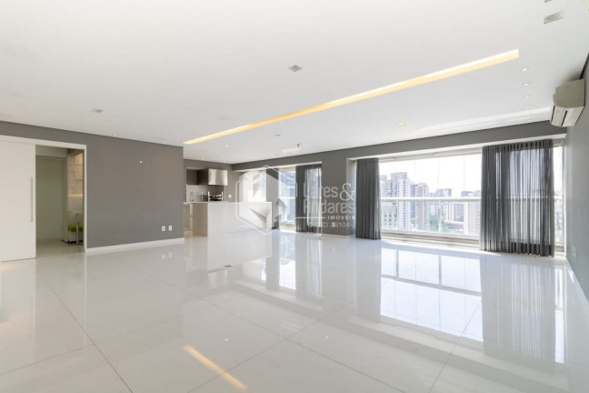 Foto do imóvel Apartamento com 3 Quartos à Venda, 162 m² em Vila Romana - São Paulo