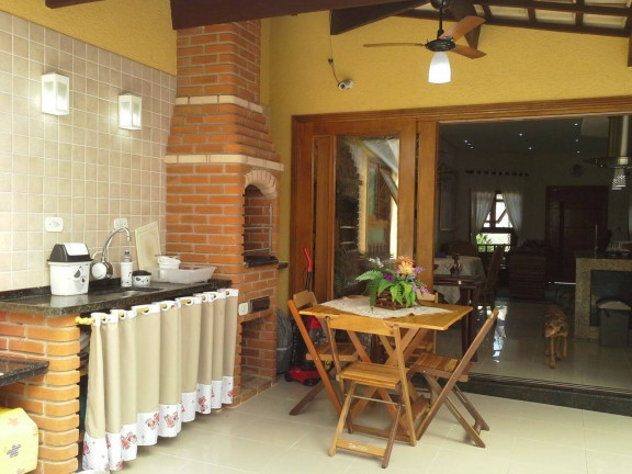 Imagem Casa com 2 Quartos à Venda, 170 m² em Flórida - Praia Grande Imagem Casa com 2 Quartos à Venda, 170 m² em Flórida - Praia Grande