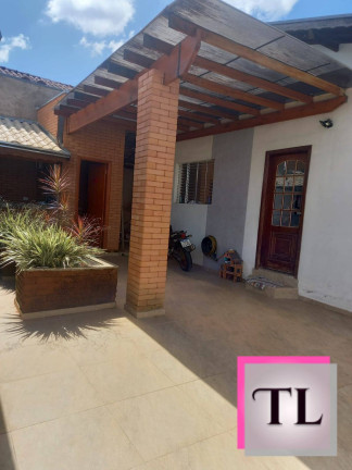 Imagem Casa com 2 Quartos à Venda, 300 m² em Jardim São Bento - Poços De Caldas Imagem Casa com 2 Quartos à Venda, 300 m² em Jardim São Bento - Poços De Caldas