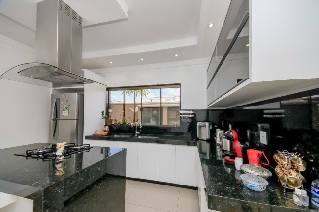 Imagem Casa de Condomínio com 5 Quartos à Venda, 403 m² em Jardins Lisboa - Goiânia