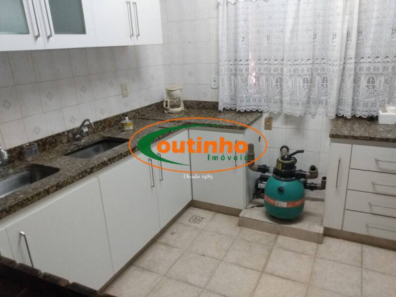 Imagem Apartamento com 4 Quartos à Venda, 260 m² em Grajaú - Rio De Janeiro Imagem Apartamento com 4 Quartos à Venda, 260 m² em Grajaú - Rio De Janeiro