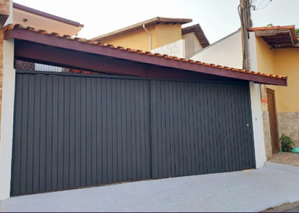 Casa com 2 Quartos à Venda, 122 m² em Jardim Sabiá - Cotia