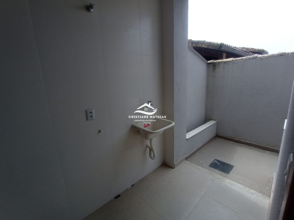Imagem Casa com 2 Quartos à Venda, 73 m² em Praia De Itaipuaçu (itaipuaçu) - Maricá Imagem Casa com 2 Quartos à Venda, 73 m² em Praia De Itaipuaçu (itaipuaçu) - Maricá