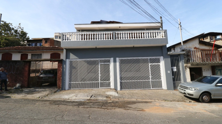 Sobrado com 3 Quartos à Venda, 250 m² em Vila Sônia - São Paulo