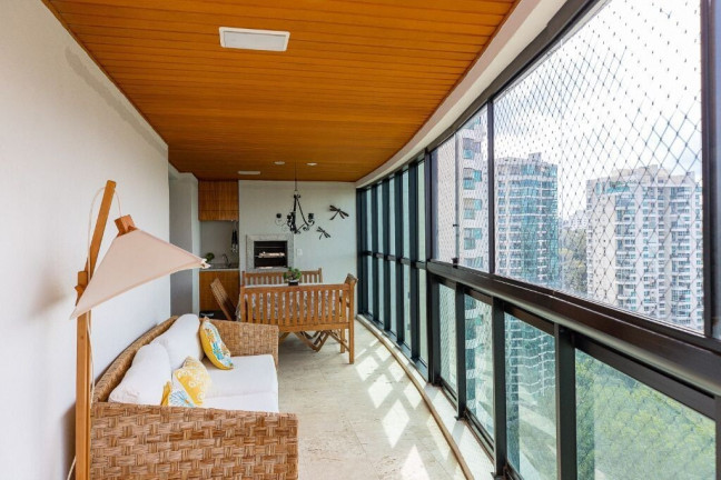 Imagem Apartamento com 3 Quartos à Venda, 215 m² em Panamby - São Paulo Imagem Apartamento com 3 Quartos à Venda, 215 m² em Panamby - São Paulo