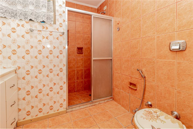 Imagem Imóvel com 2 Quartos à Venda, em Petrópolis - Porto Alegre Imagem Imóvel com 2 Quartos à Venda, em Petrópolis - Porto Alegre