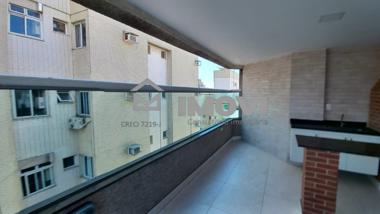 Imagem Imóvel com 3 Quartos à Venda, 190 m² em Itapuã - Vila Velha Imagem Imóvel com 3 Quartos à Venda, 190 m² em Itapuã - Vila Velha