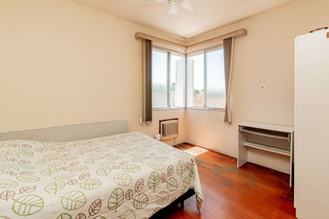 Imagem Apartamento com 2 Quartos à Venda, 72 m² em Medianeira - Porto Alegre