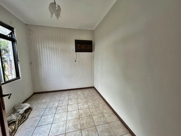 Imagem Casa com 3 Quartos à Venda, 120 m² em Passo Da Areia - Porto Alegre Imagem Casa com 3 Quartos à Venda, 120 m² em Passo Da Areia - Porto Alegre