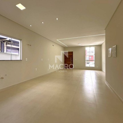 Imagem Casa com 3 Quartos à Venda, 173 m² em Jaraguá Esquerdo - Jaraguá Do Sul Imagem Casa com 3 Quartos à Venda, 173 m² em Jaraguá Esquerdo - Jaraguá Do Sul