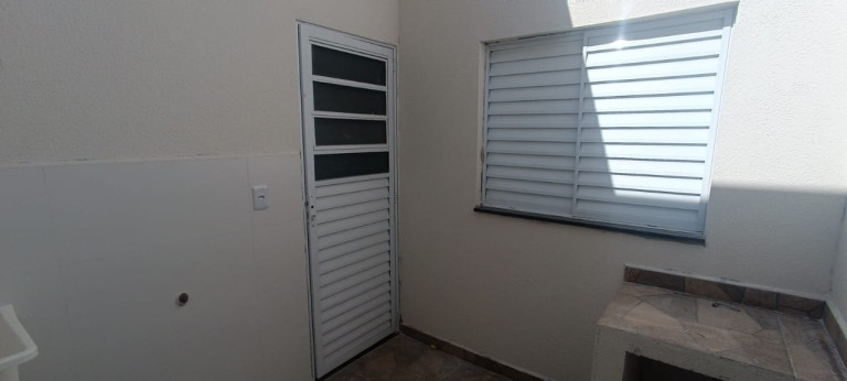 Imagem Casa com 2 Quartos à Venda, 51 m² em Jardim Santa Marta - Sorocaba Imagem Casa com 2 Quartos à Venda, 51 m² em Jardim Santa Marta - Sorocaba