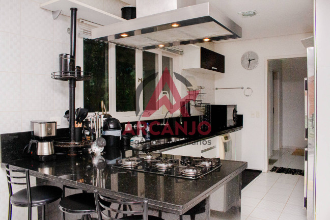 Imagem Casa com 6 Quartos à Venda, 800 m² em Praia Da Cocanha - Caraguatatuba Imagem Casa com 6 Quartos à Venda, 800 m² em Praia Da Cocanha - Caraguatatuba