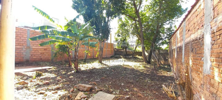 Casa com 2 Quartos à Venda, 100 m² em Vila Carmelo - Botucatu