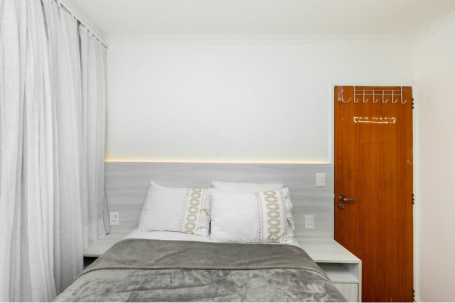 Imagem Imóvel com 2 Quartos à Venda, 50 m² em Capão Redondo - São Paulo