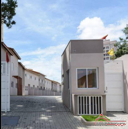 Casa de Condomínio com 2 Quartos à Venda, 92 m² em Centro - Jacareí
