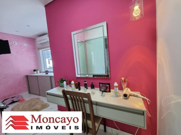 Imagem Casa com 3 Quartos à Venda, 327 m² em Centro - Caraguatatuba Imagem Casa com 3 Quartos à Venda, 327 m² em Centro - Caraguatatuba