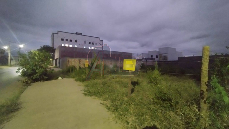 Terreno à Venda, 348 m² em Todos Os Santos - Montes Claros