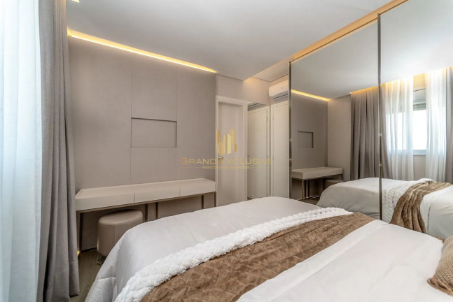 Imagem Apartamento com 4 Quartos à Venda, 238 m² em Barra Sul - Balneário Camboriú Imagem Apartamento com 4 Quartos à Venda, 238 m² em Barra Sul - Balneário Camboriú