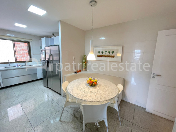 Imagem Apartamento com 5 Quartos à Venda, 300 m² em Meireles - Fortaleza