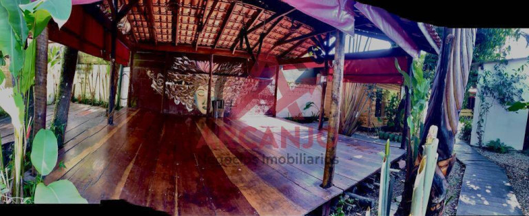 Casa com 6 Quartos à Venda, 300 m² em Barra Da Lagoa - Ubatuba