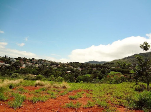 Terreno à Venda, 500 m² em Jardim Maristela - Atibaia