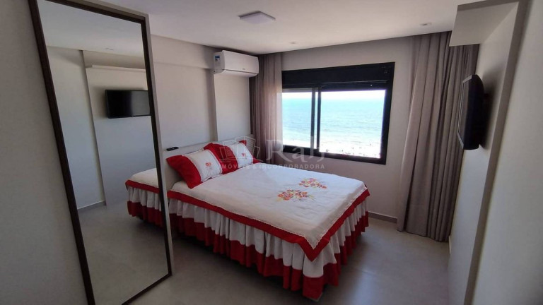 Imagem Apartamento com 3 Quartos para Alugar, 131 m² em Centro - Balneário Camboriú Imagem Apartamento com 3 Quartos para Alugar, 131 m² em Centro - Balneário Camboriú