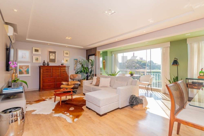 Foto do imóvel Apartamento com 3 Quartos à Venda, 125 m² em Jardim Europa - Porto Alegre