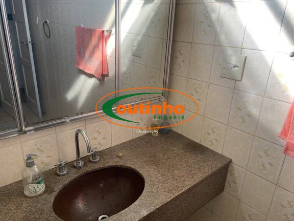 Imagem Apartamento com 3 Quartos à Venda, 103 m² em Tijuca - Rio De Janeiro Imagem Apartamento com 3 Quartos à Venda, 103 m² em Tijuca - Rio De Janeiro
