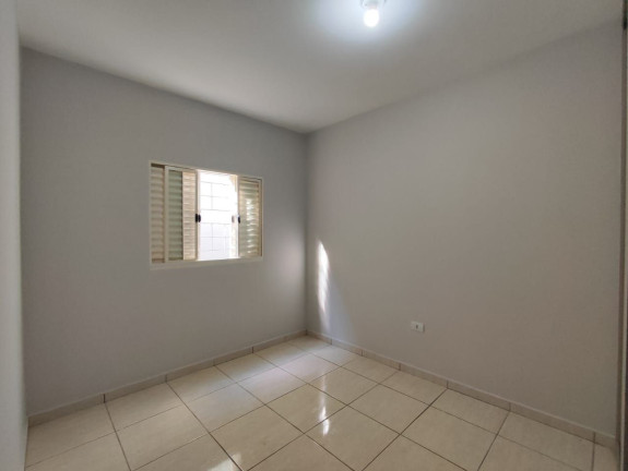 Imagem Casa com 3 Quartos à Venda, 84 m² em Jardim Nações Unidas - Londrina Imagem Casa com 3 Quartos à Venda, 84 m² em Jardim Nações Unidas - Londrina