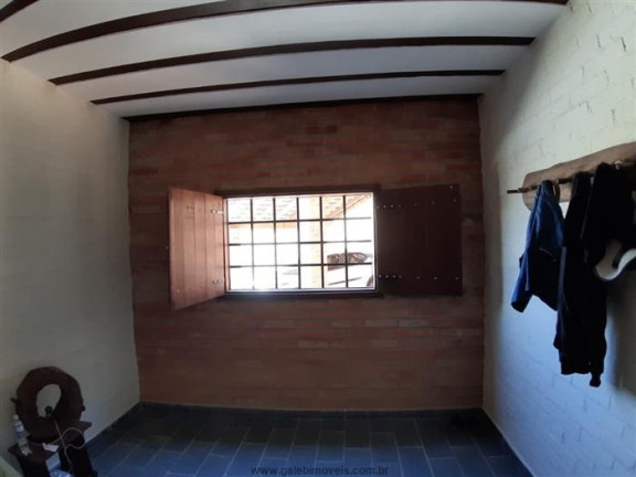 Imagem Imóvel com 3 Quartos à Venda, 250 m² em Azevedo - Joanópolis