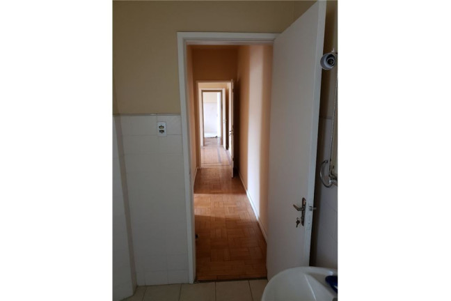 Imagem Imóvel com 2 Quartos à Venda, em Auxiliadora - Porto Alegre Imagem Imóvel com 2 Quartos à Venda, em Auxiliadora - Porto Alegre