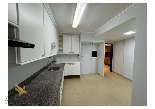 Imagem Apartamento com 3 Quartos à Venda, 130 m² em Centro - Campo Grande Imagem Apartamento com 3 Quartos à Venda, 130 m² em Centro - Campo Grande