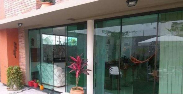 Imagem Casa com 3 Quartos à Venda,  em Pedra Branca - Palhoça