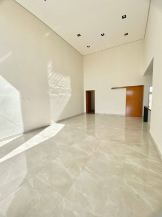 Imagem Casa com 3 Quartos à Venda, 310 m² em Sunset Village - Bragança Paulista Imagem Casa com 3 Quartos à Venda, 310 m² em Sunset Village - Bragança Paulista