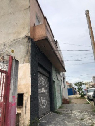 Imóvel com 6 Quartos à Venda, 200 m² em Vila Dom Pedro I - São Paulo