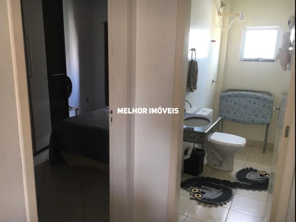 Imagem Apartamento com 2 Quartos à Venda, 72 m² em Santa Regina - Camboriú