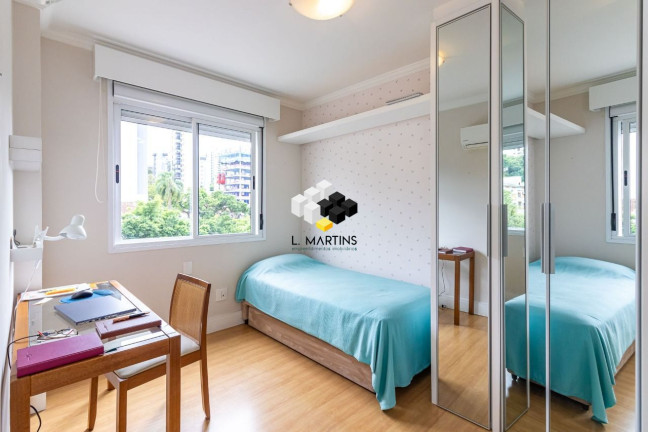 Apartamento com 2 Quartos à Venda, 72 m² em Santa Cecília - Porto Alegre