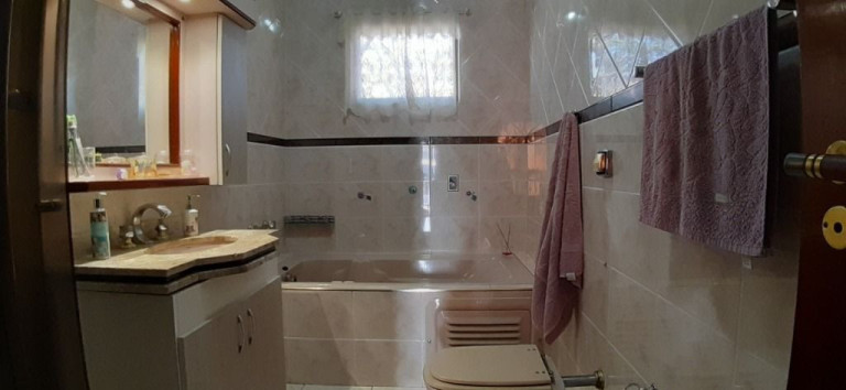 Imagem Sobrado com 2 Quartos à Venda, 220 m² em Jardim Marek - Santo André