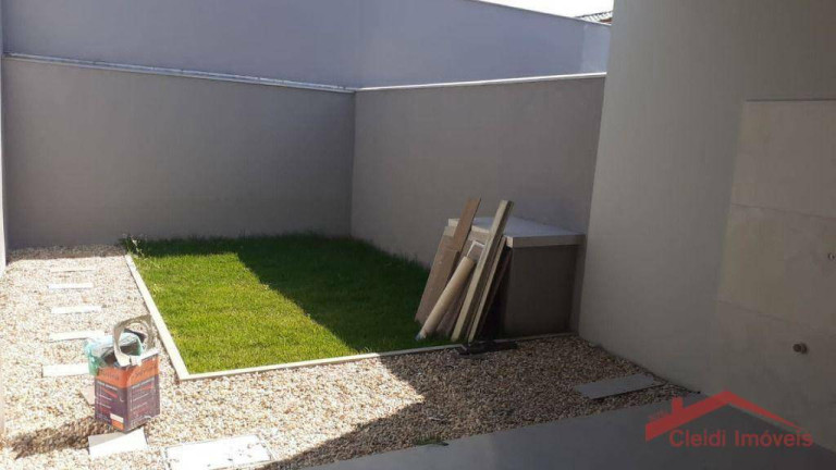 Imagem Sobrado com 3 Quartos à Venda, 122 m² em Saguaçu - Joinville