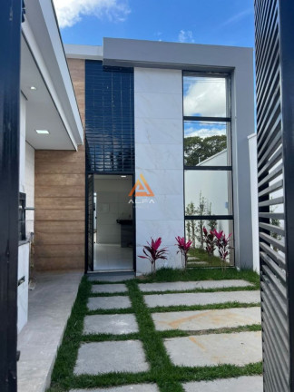 Casa com 3 Quartos à Venda, 100 m²