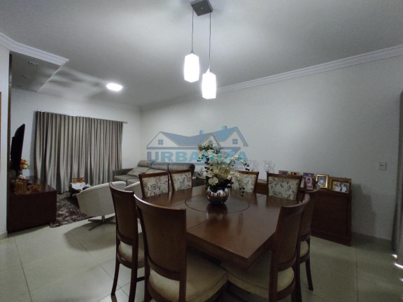 Imagem Casa com 3 Quartos à Venda, 190 m² em Condomínio San Marino - Birigui