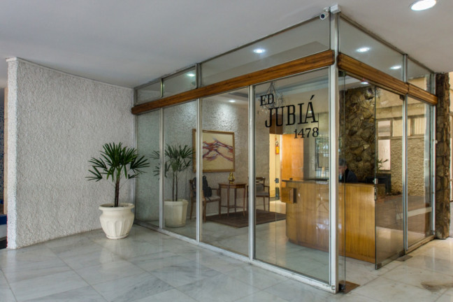 Imagem Imóvel com 3 Quartos à Venda, 174 m² em Centro Histórico - Porto Alegre Imagem Imóvel com 3 Quartos à Venda, 174 m² em Centro Histórico - Porto Alegre