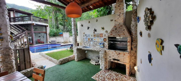 Imagem Casa com 4 Quartos para Alugar, 245 m² em Tabatinga - Caraguatatuba Imagem Casa com 4 Quartos para Alugar, 245 m² em Tabatinga - Caraguatatuba