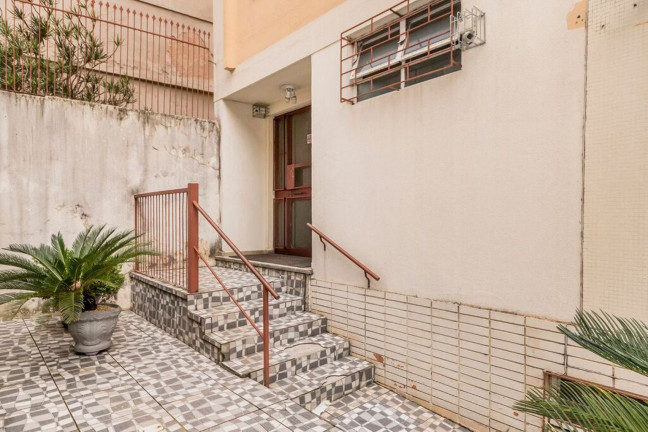 Imagem Imóvel com 1 Quarto à Venda, 42 m² em Centro Histórico - Porto Alegre Imagem Imóvel com 1 Quarto à Venda, 42 m² em Centro Histórico - Porto Alegre