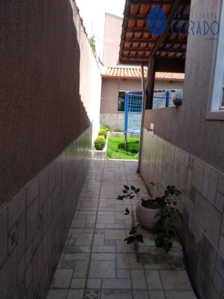 Imagem Casa com 4 Quartos à Venda, 315 m² em Jardim Alexandrina - Anápolis