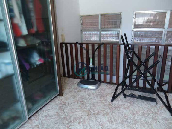 Imagem Casa com 3 Quartos à Venda, 213 m² em São Domingos - Niterói Imagem Casa com 3 Quartos à Venda, 213 m² em São Domingos - Niterói