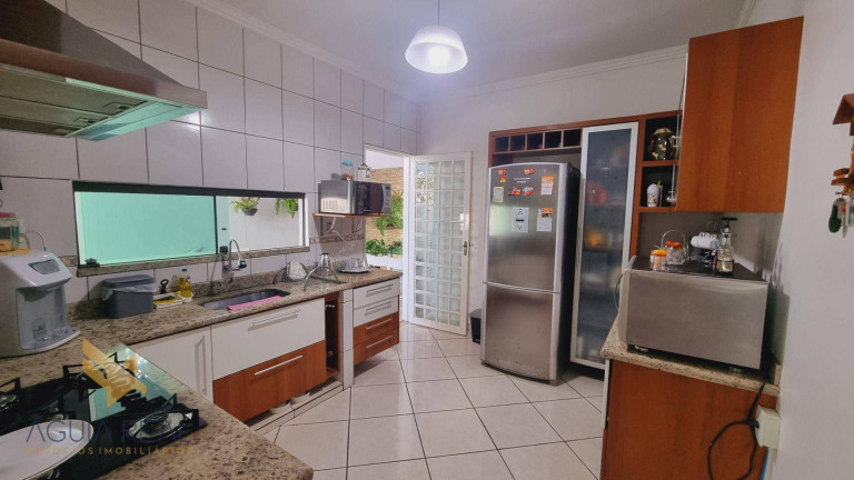 Imagem Casa com 4 Quartos à Venda, 280 m² em Vila Nascente - Campo Grande